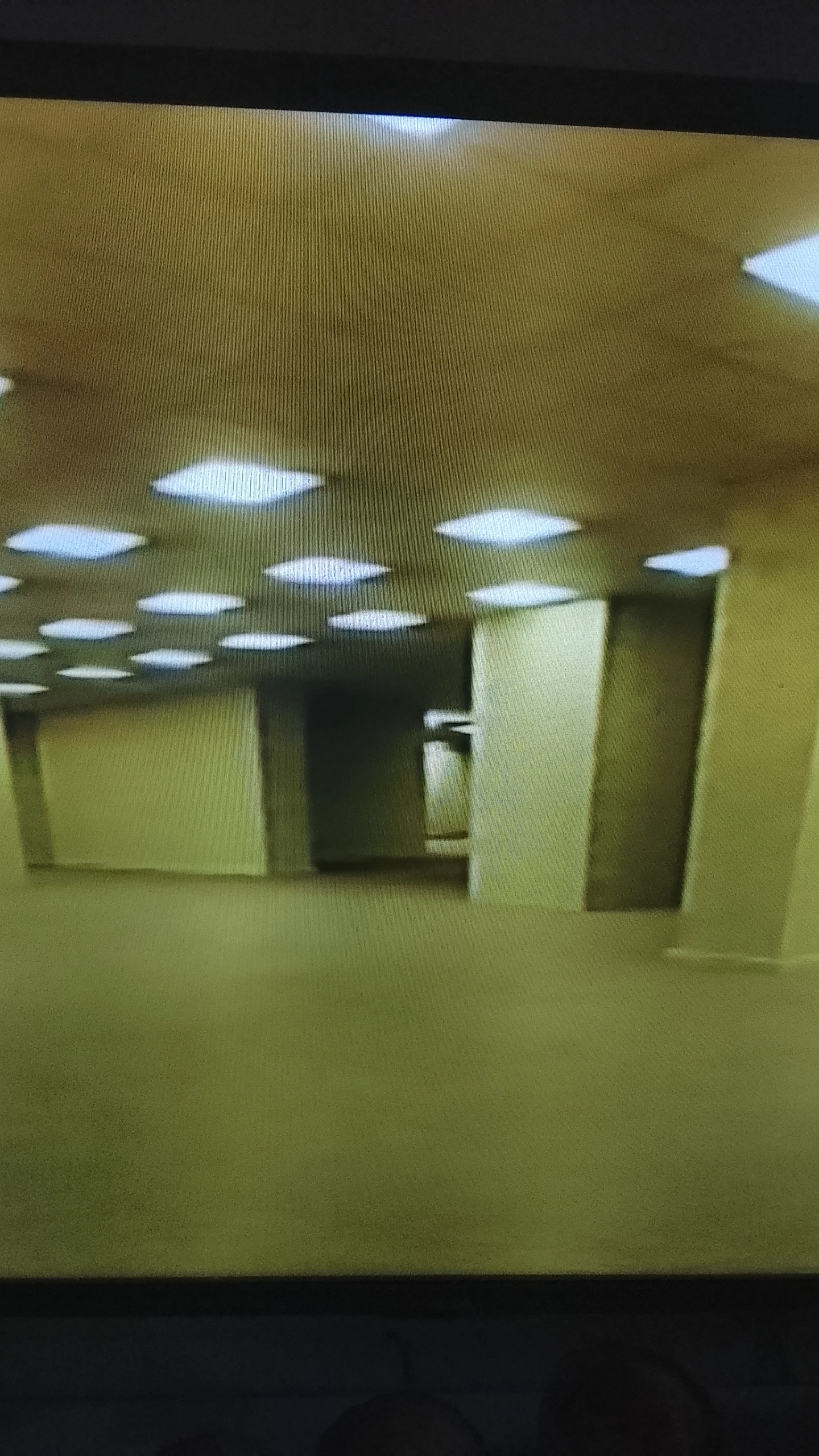 The Backrooms: Escape before it's too late